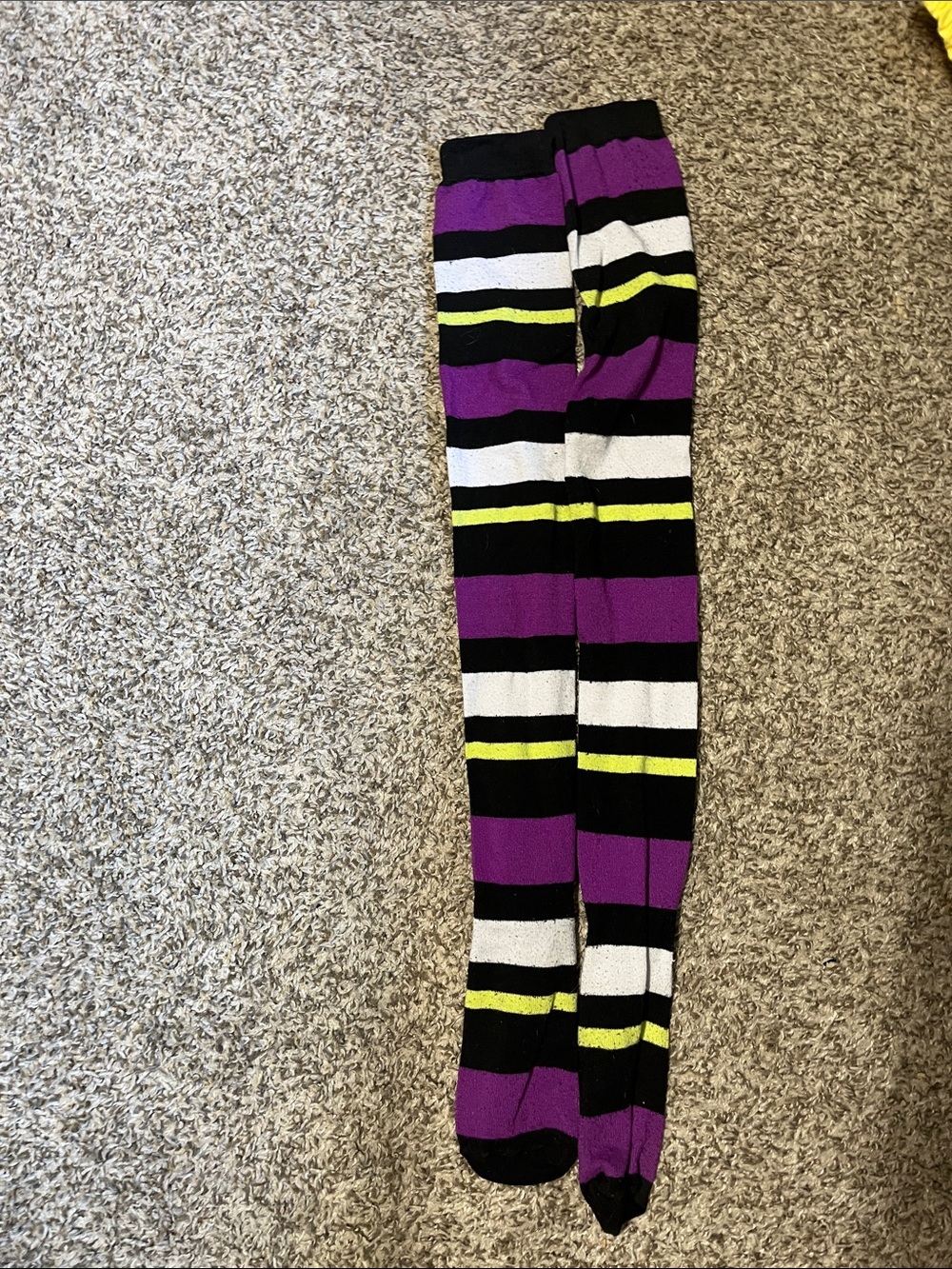 Women’s thigh high stocking/socks